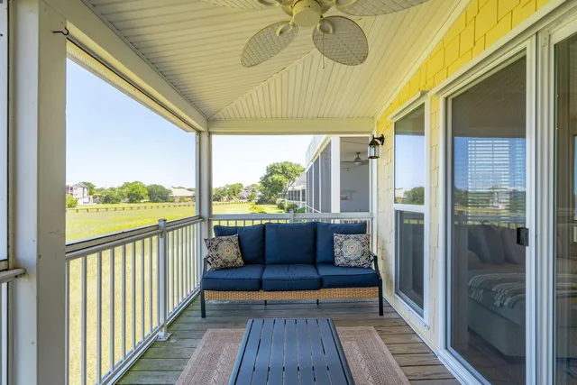 $989,000 | 116 West 2nd Street, Folly Beach, SC 29439