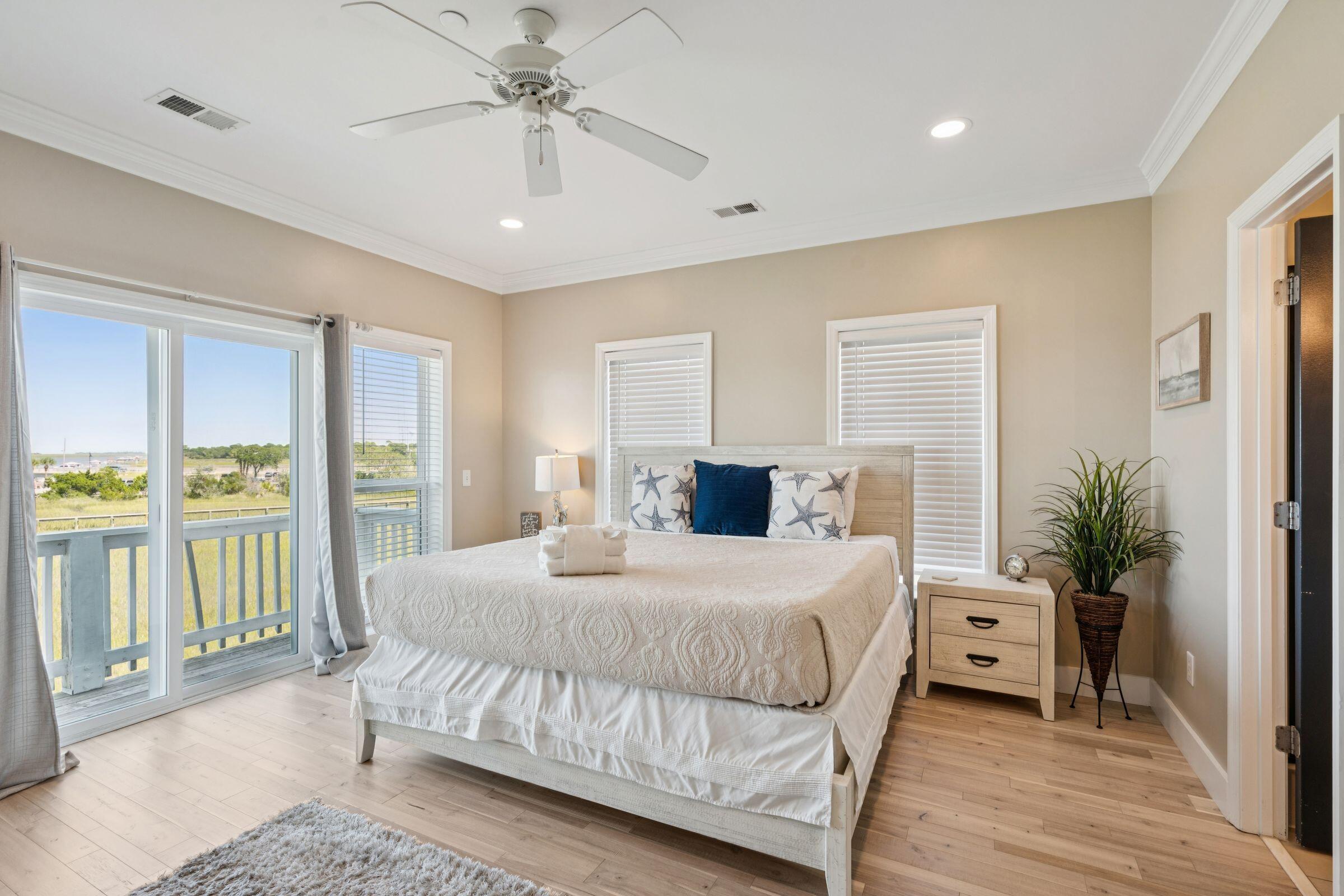 116 West 2nd Street Folly Beach, SC 29439 - Photo 14 of 31 Bedroom