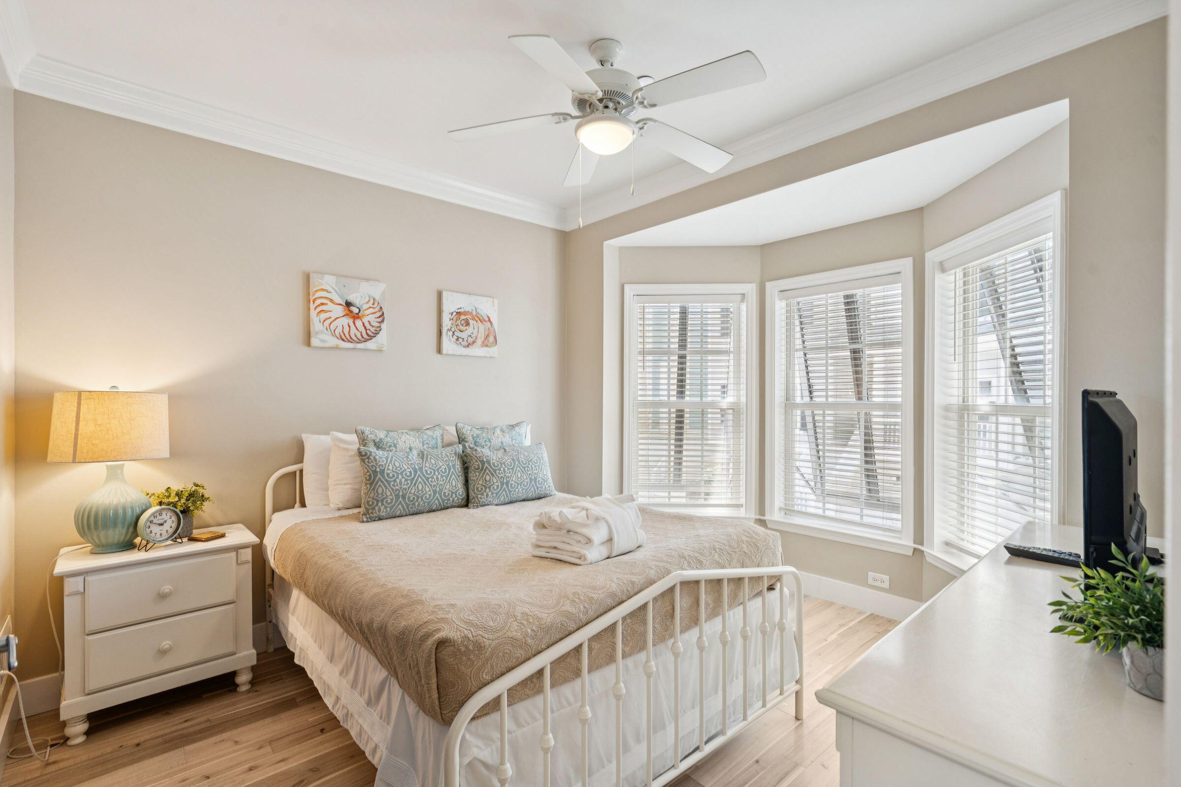 116 West 2nd Street Folly Beach, SC 29439 - Photo 19 of 31 Bedroom