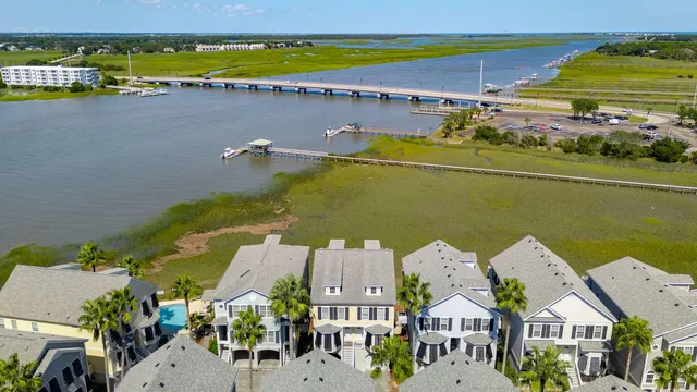 $989,000 | 116 West 2nd Street, Folly Beach, SC 29439