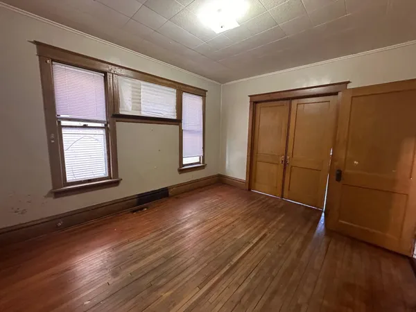 $142,500 | 1620 Banks Avenue, Superior, WI 54880