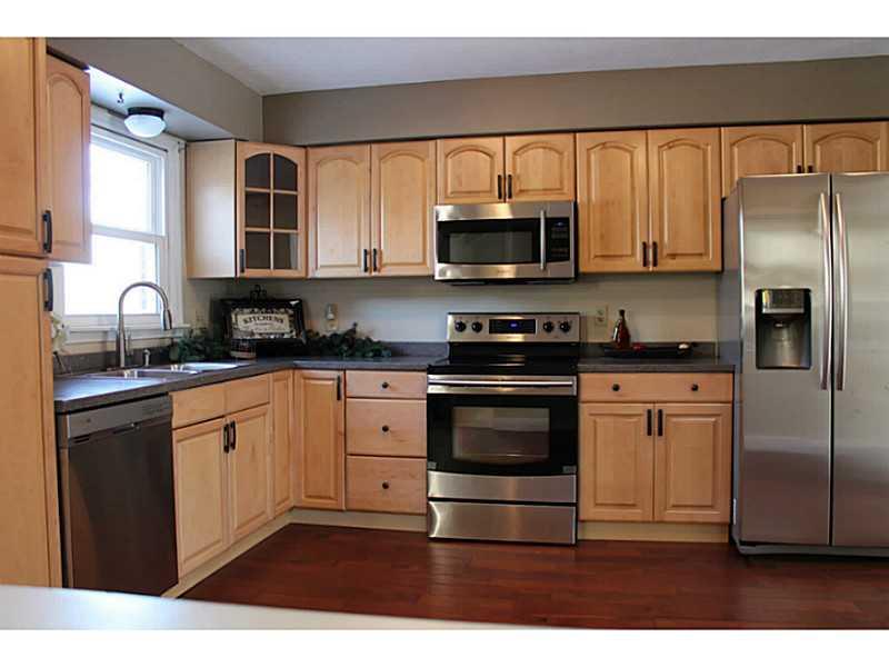 6508 Welham Road Indianapolis, IN 46220 - Photo 3 of 6 Gallery Image 3