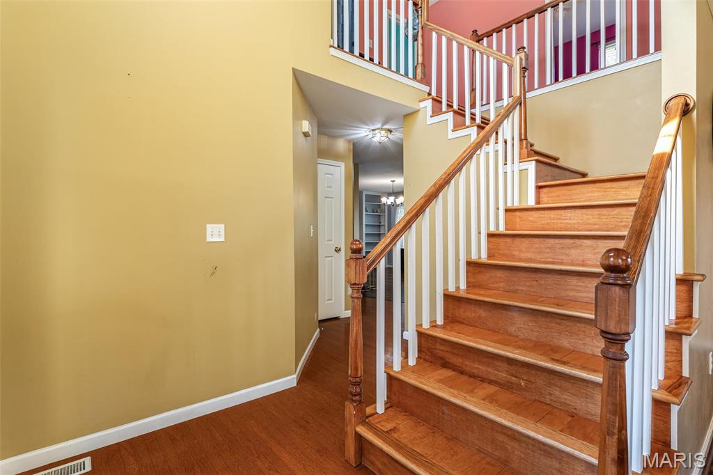 1311 Springbrooke Drive Edwardsville, IL 62025 - Photo 3 of 55 Gallery Image 3