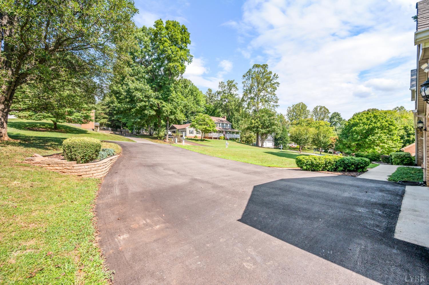 1153 Shadow Peak Road Forest, VA 24551 - Photo 47 of 57 Gallery Image 47