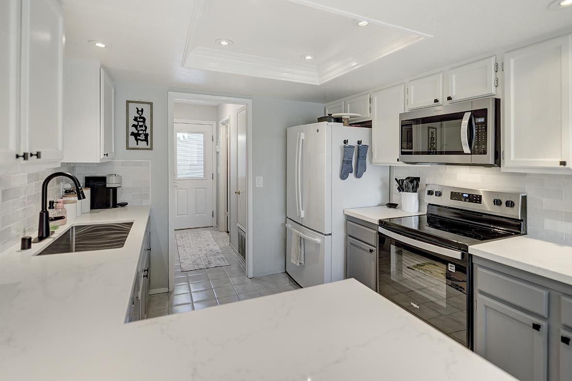 3745 Clayton Road Concord, CA 94521 - Photo 19 of 59