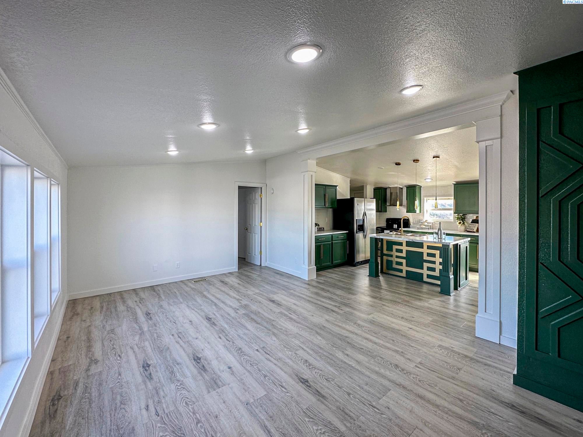 200802 East Game Farm Road, Unit 237 Kennewick, WA 99337 - Photo 5 of 17 Gallery Image 5