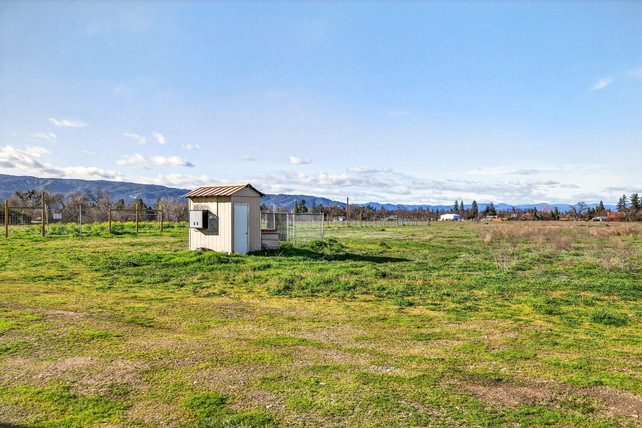 3060 South Stage Road Medford, OR 97501 - Photo 36 of 43 ApxSS00002