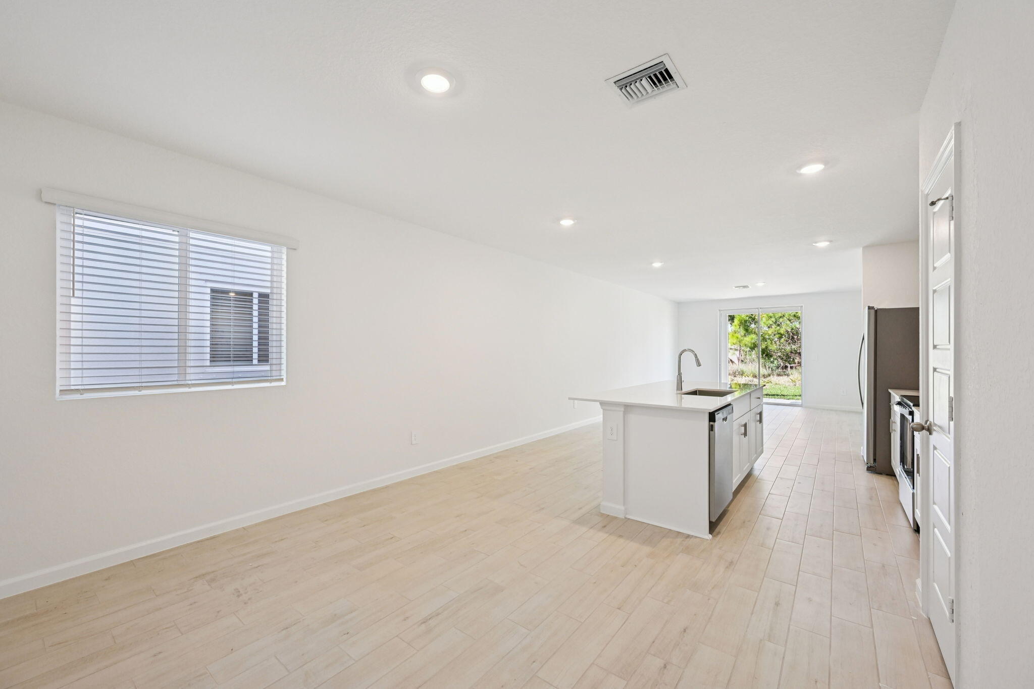 14312 Southwest New Dawn Road Indiantown, FL 34956 - Photo 7 of 39 14312 New Dawn Rd (40)