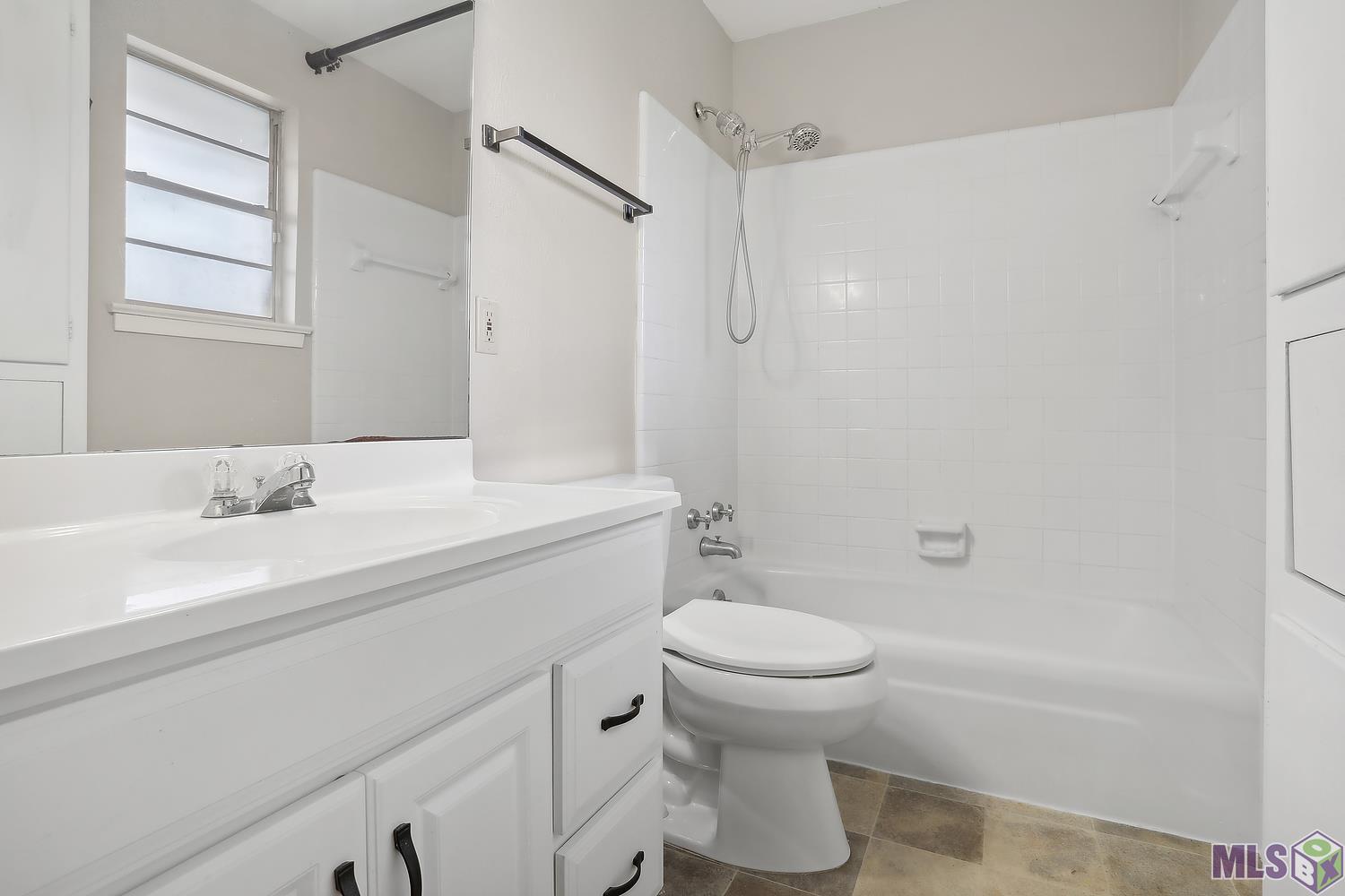4320 Bluebonnet Road Baton Rouge, LA 70809 - Photo 6 of 10