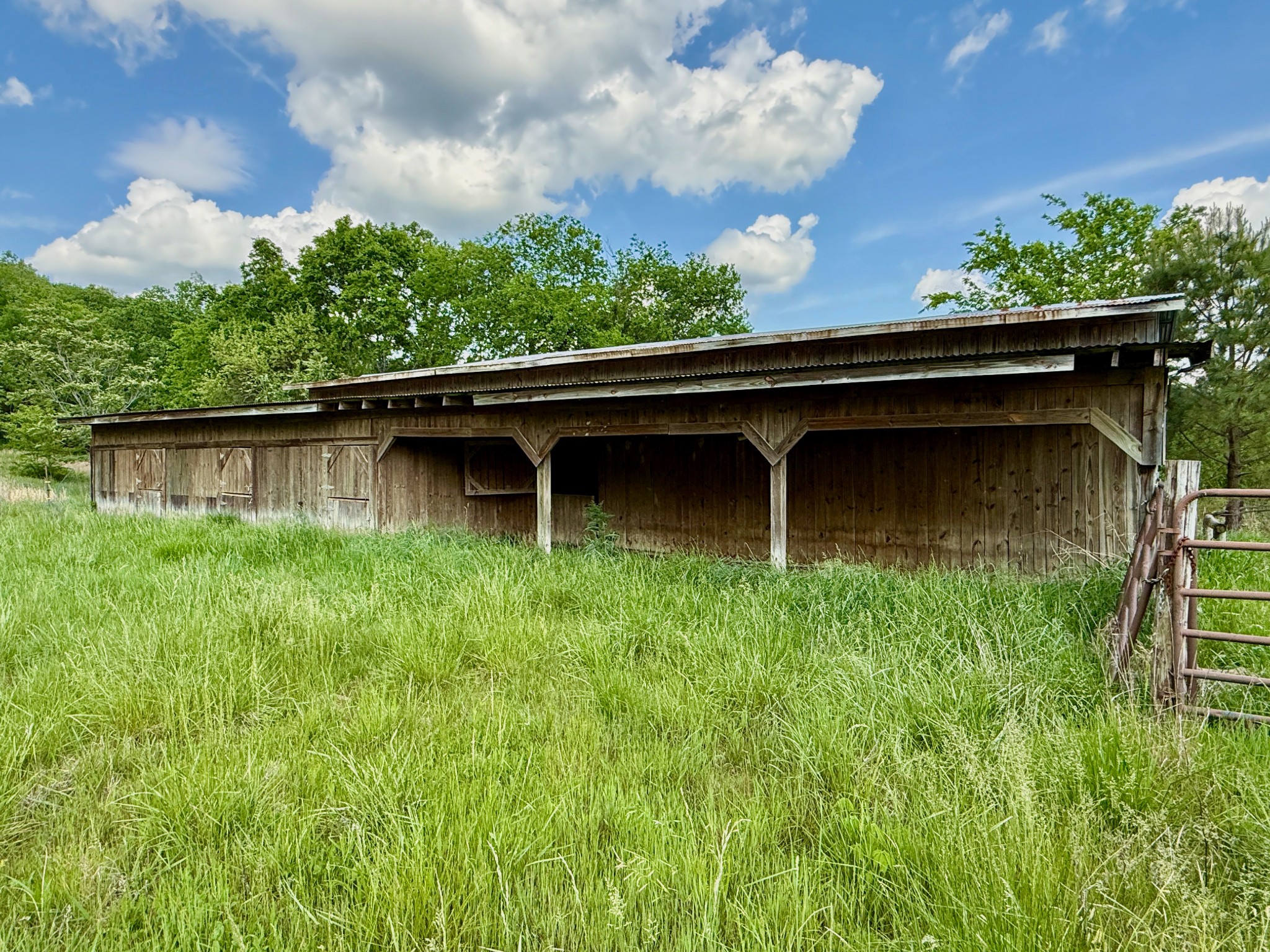 1933 B Chicken Road Lebanon, TN 37090 - Photo 13 of 54