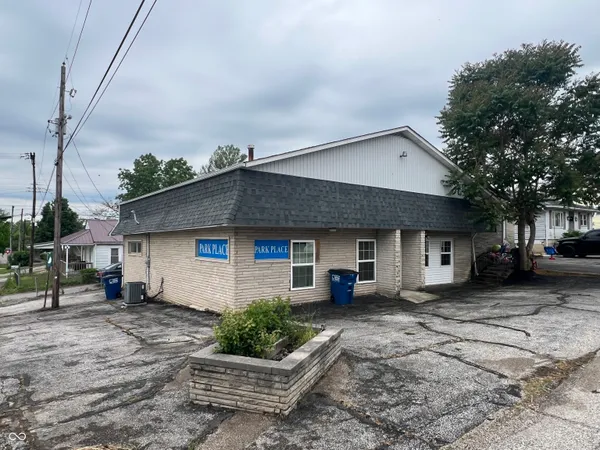 $199,900 | 1702-1704 24th Street, Bedford, IN 47421