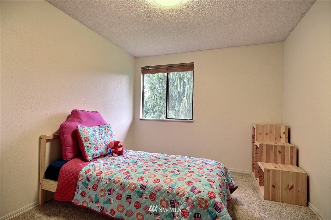 15419 Southeast 167th Place Renton, WA 98058 - Photo 17 of 25 Gallery Image 17