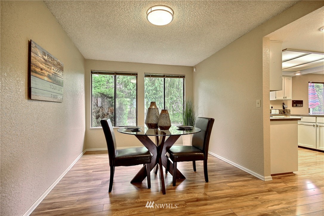 15419 Southeast 167th Place Renton, WA 98058 - Photo 6 of 25 Gallery Image 6