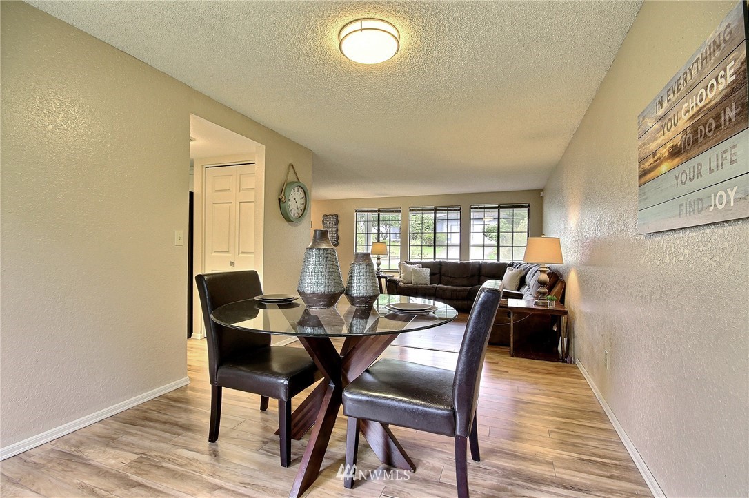 15419 Southeast 167th Place Renton, WA 98058 - Photo 7 of 25 Gallery Image 7