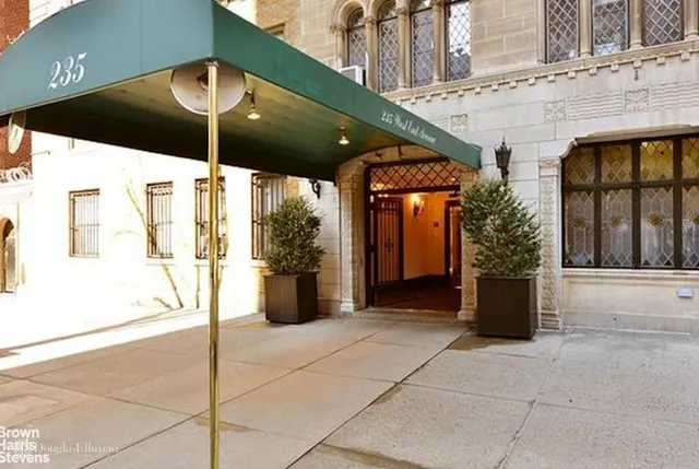 $775,000 | 235 West End Avenue, Unit 3C | Upper West Side