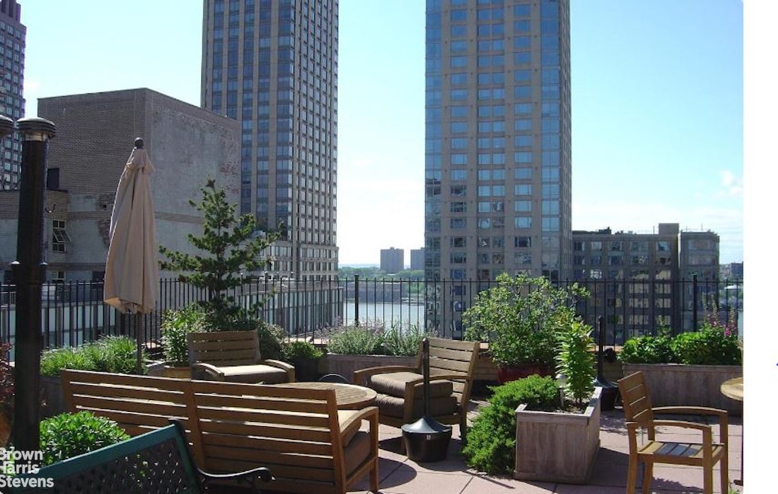 235 West End Avenue, Unit 3C Manhattan, NY 10023 - Photo 9 of 12