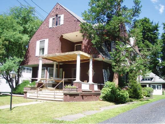 17 East Center Street Rutland, VT 05701 - Photo 1 of 1