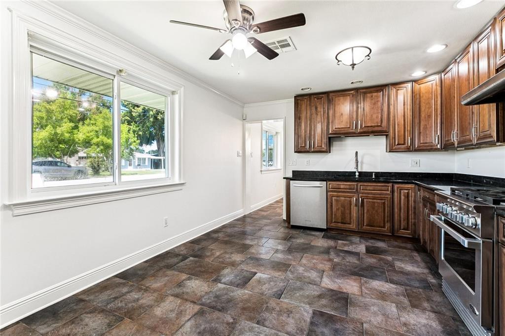 1101 North Starrett Road Metairie, LA 70003 - Photo 6 of 17