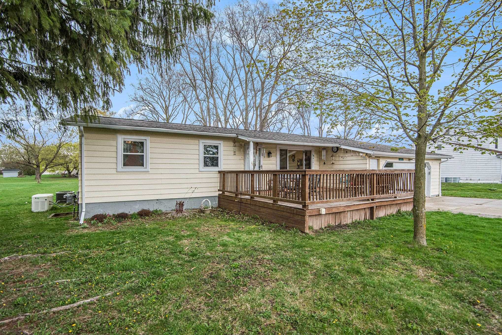 2472 North Irish Road Davison, MI 48423 - Photo 5 of 33 50106639-5.JPG