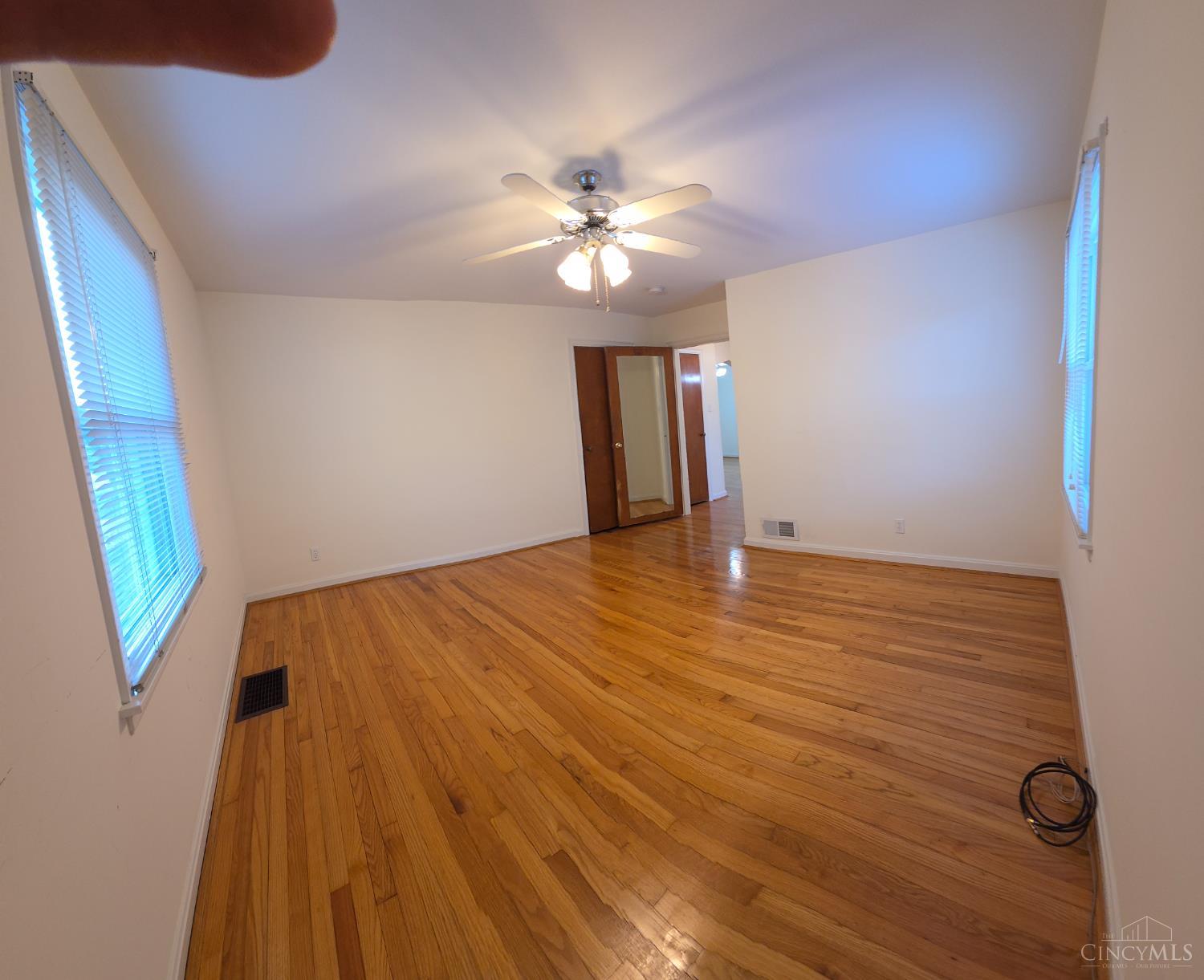 8240 Camargo Road Madeira, OH 45243 - Photo 16 of 32