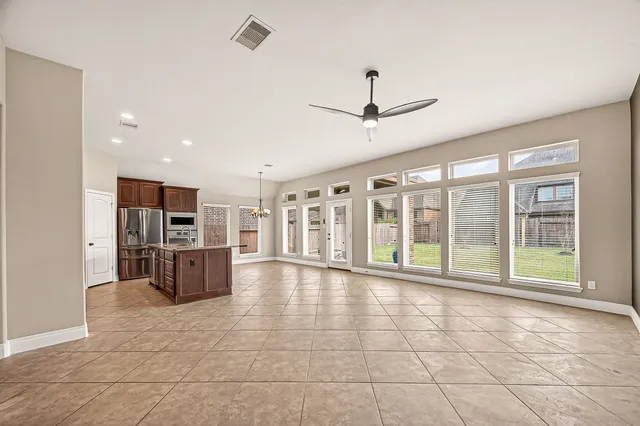 $3,200 | 3007 Tamara Creek Lane, Pearland, TX 77584