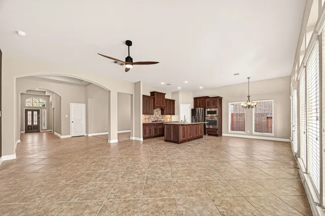 $3,200 | 3007 Tamara Creek Lane, Pearland, TX 77584