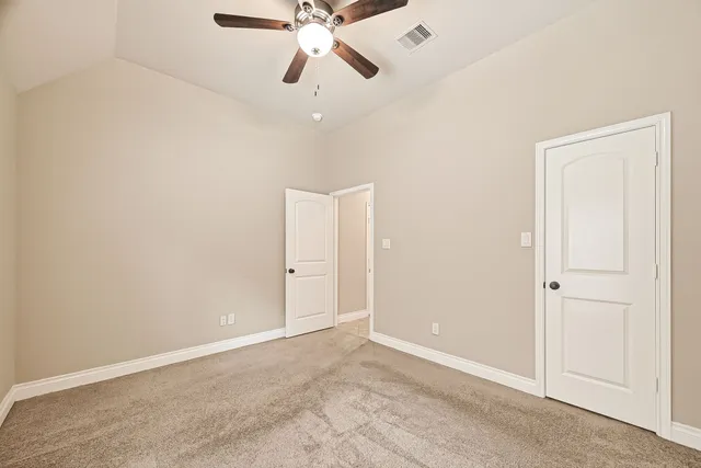 $3,200 | 3007 Tamara Creek Lane, Pearland, TX 77584