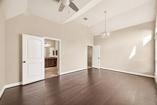 $3,200 | 3007 Tamara Creek Lane, Pearland, TX 77584