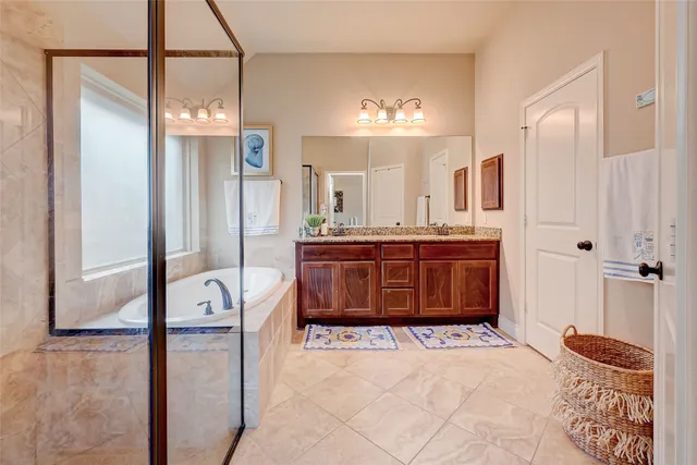 $3,200 | 3007 Tamara Creek Lane, Pearland, TX 77584