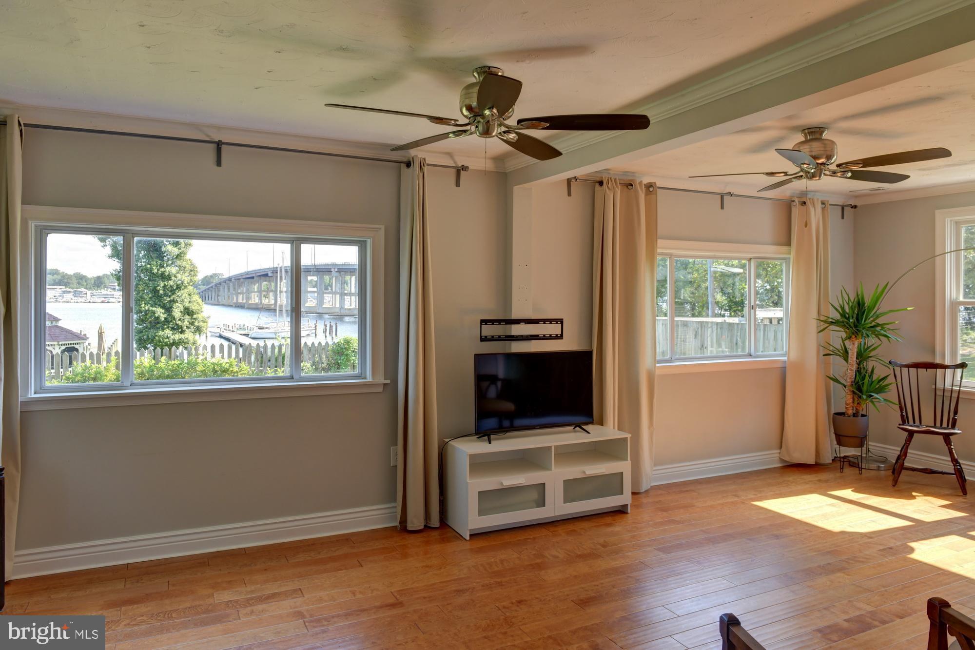 2901 Chestnut Road Edgewater, MD 21037 - Photo 6 of 25 Gallery Image 6