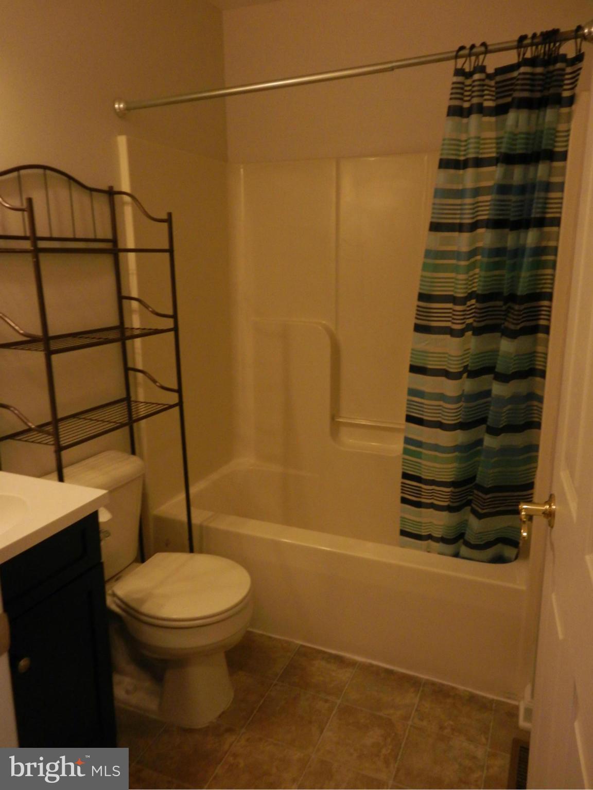 2764 Falling Spring Road Chambersburg, PA 17202 - Photo 11 of 14 Bath