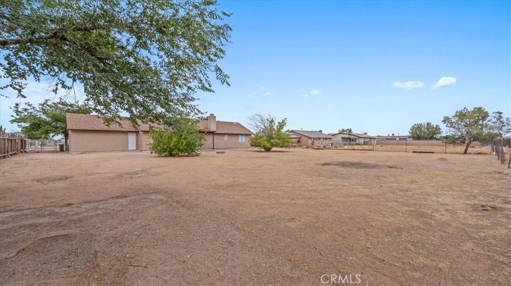 13225 Topock Road Apple Valley, CA 92308 - Photo 26 of 43 Gallery Image 26