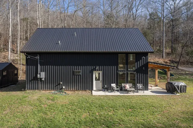 $425,000 | 4101 Luvenia Lane, Williamsport, TN 38487