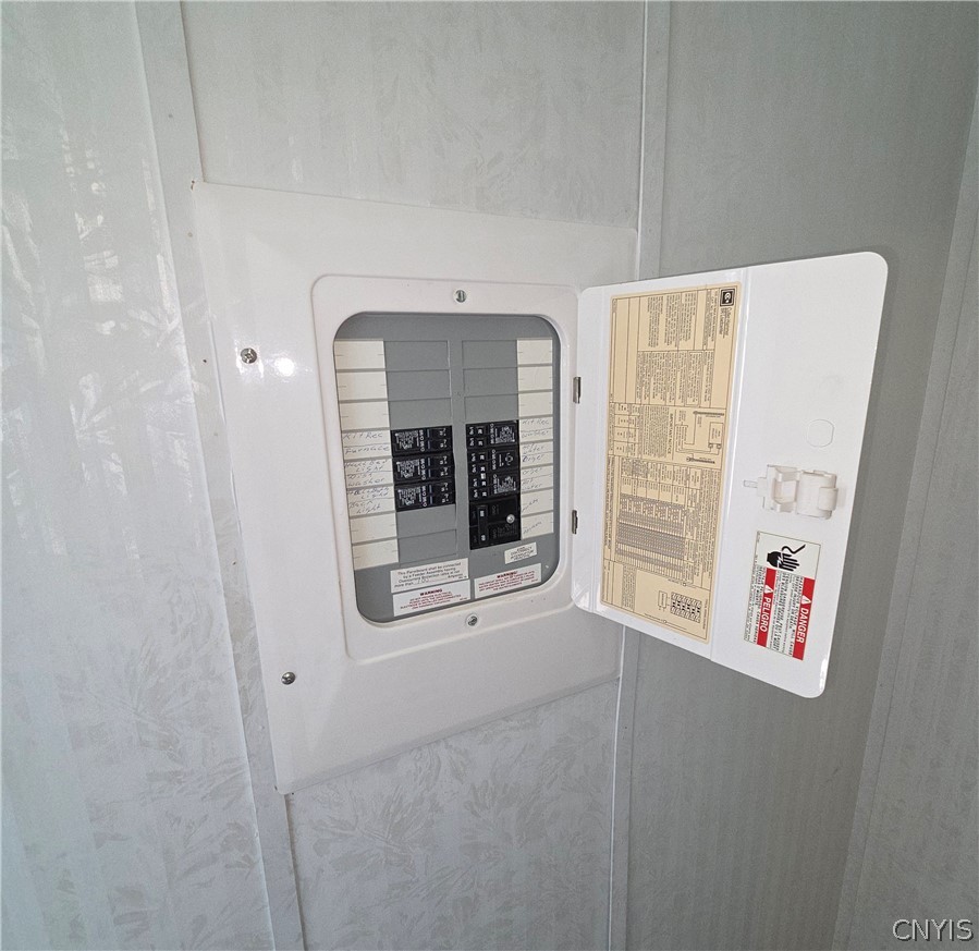 127 Old Farm Road Verona, NY 13478 - Photo 28 of 32 Circuit Breakers. 100 Amps.