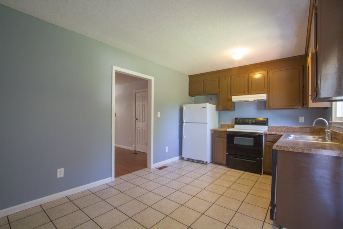 547 H I Taylor Road Williamston, SC 29697 - Photo 19 of 33