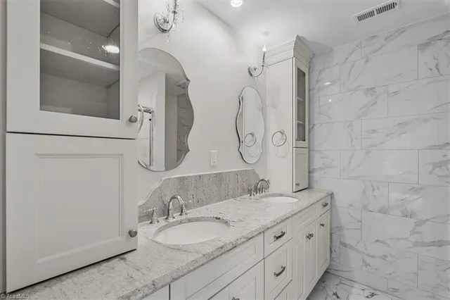 $1,200,000 | 6770 Brookbank Road, Summerfield, NC 27358