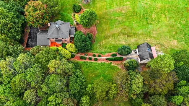 $1,200,000 | 6770 Brookbank Road, Summerfield, NC 27358