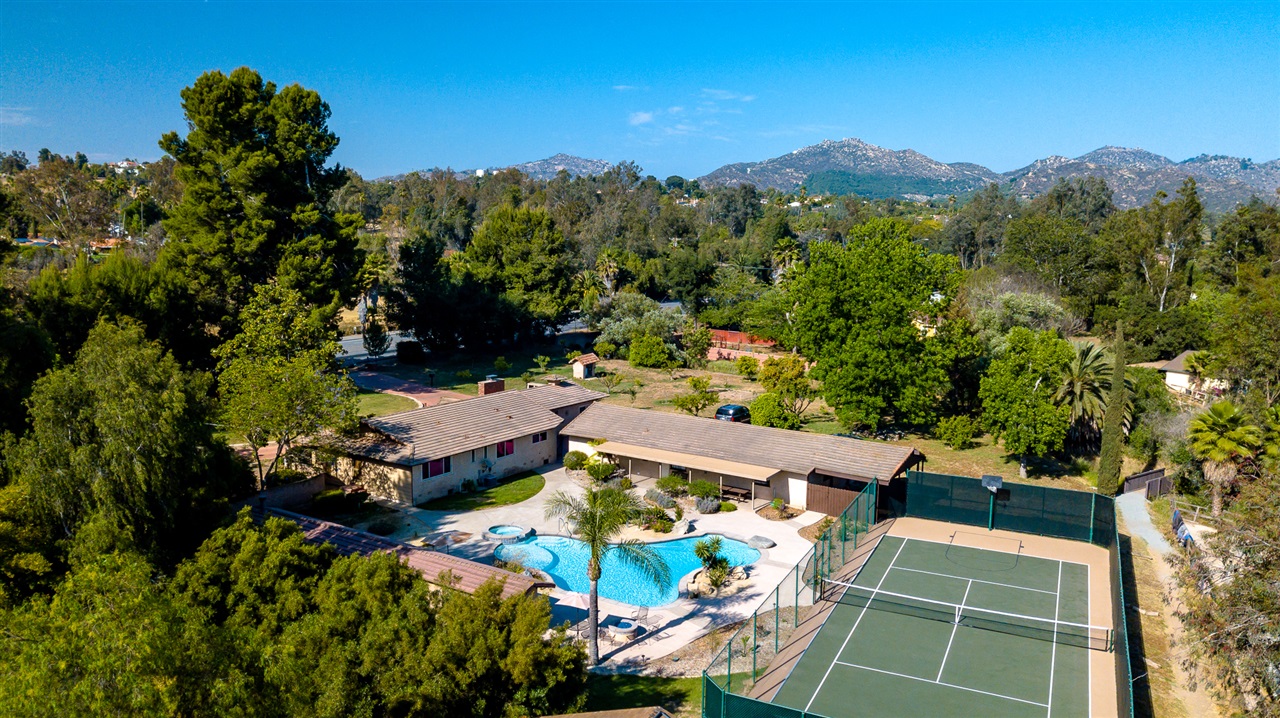 16692 Espola Road Poway, CA 92064 - Photo 2 of 25