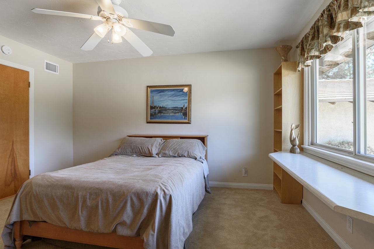 16692 Espola Road Poway, CA 92064 - Photo 12 of 25