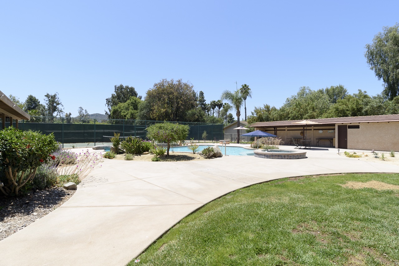 16692 Espola Road Poway, CA 92064 - Photo 18 of 25