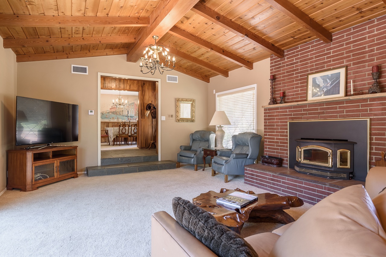 16692 Espola Road Poway, CA 92064 - Photo 8 of 25