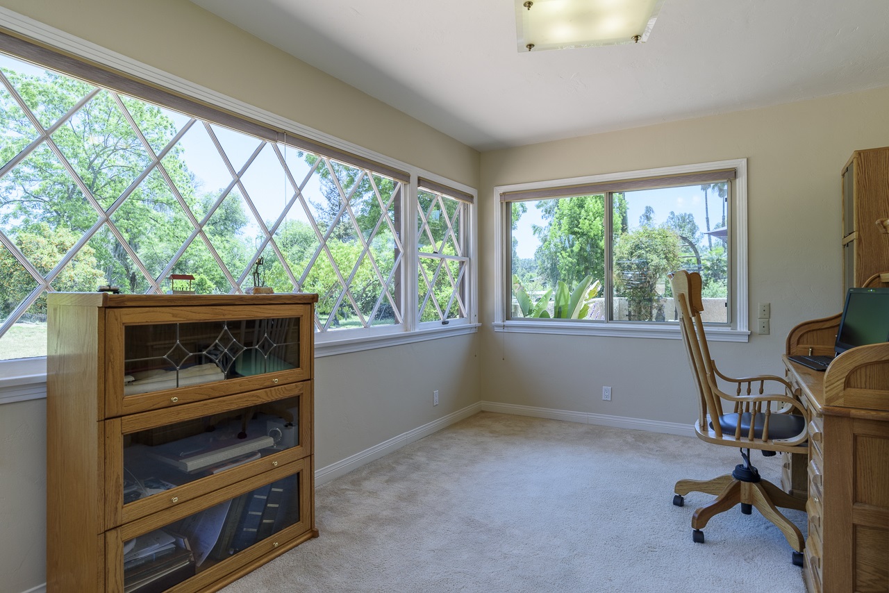 16692 Espola Road Poway, CA 92064 - Photo 9 of 25