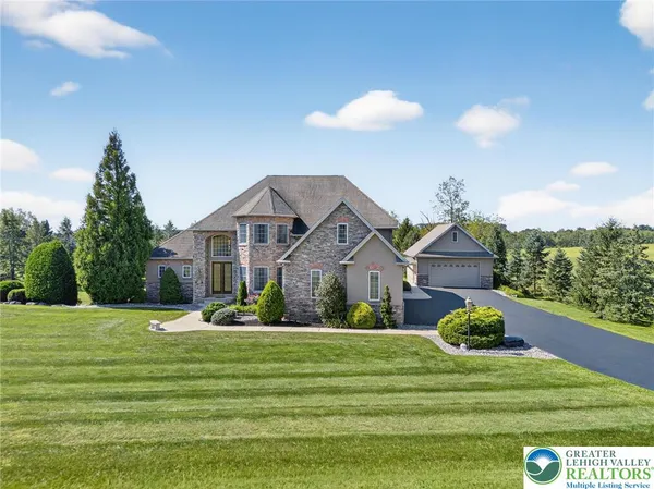 $1,325,000 | 5820 Harvest Place, Schnecksville, PA 18078