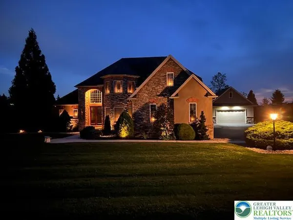 $1,325,000 | 5820 Harvest Place, Schnecksville, PA 18078