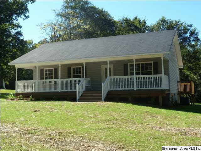 2176 Shannon Oxmoor Road Bessemer, AL 35022 - Photo 3 of 31