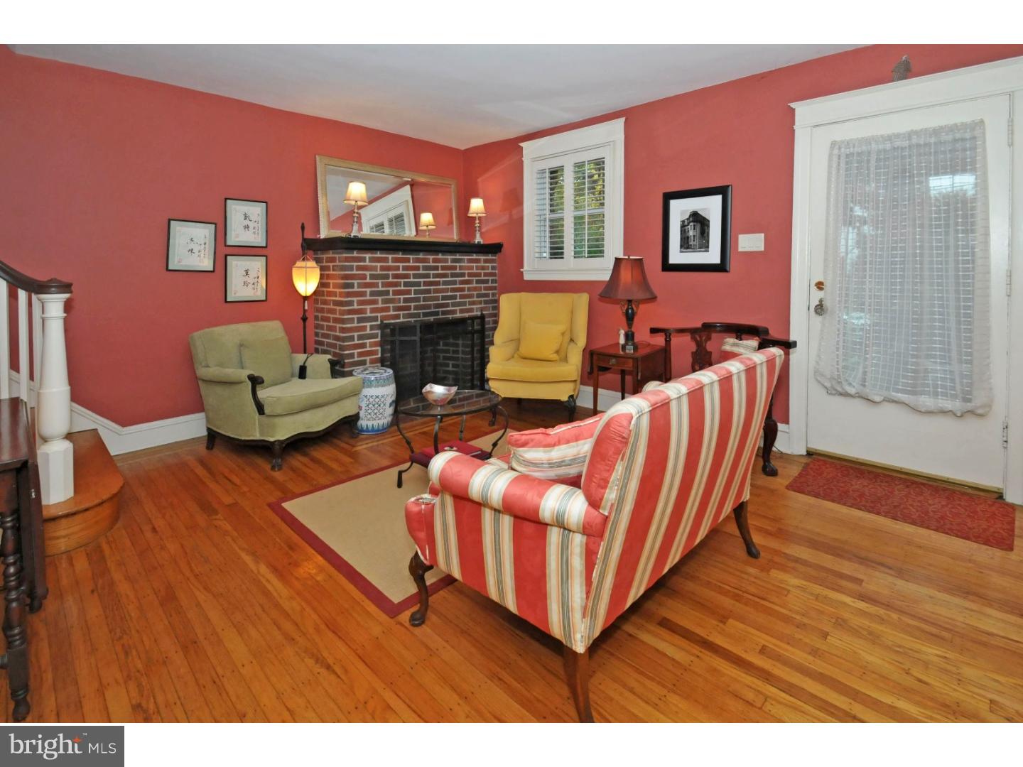 404 Boyer Road Cheltenham, PA 19012 - Photo 3 of 25 Living Room