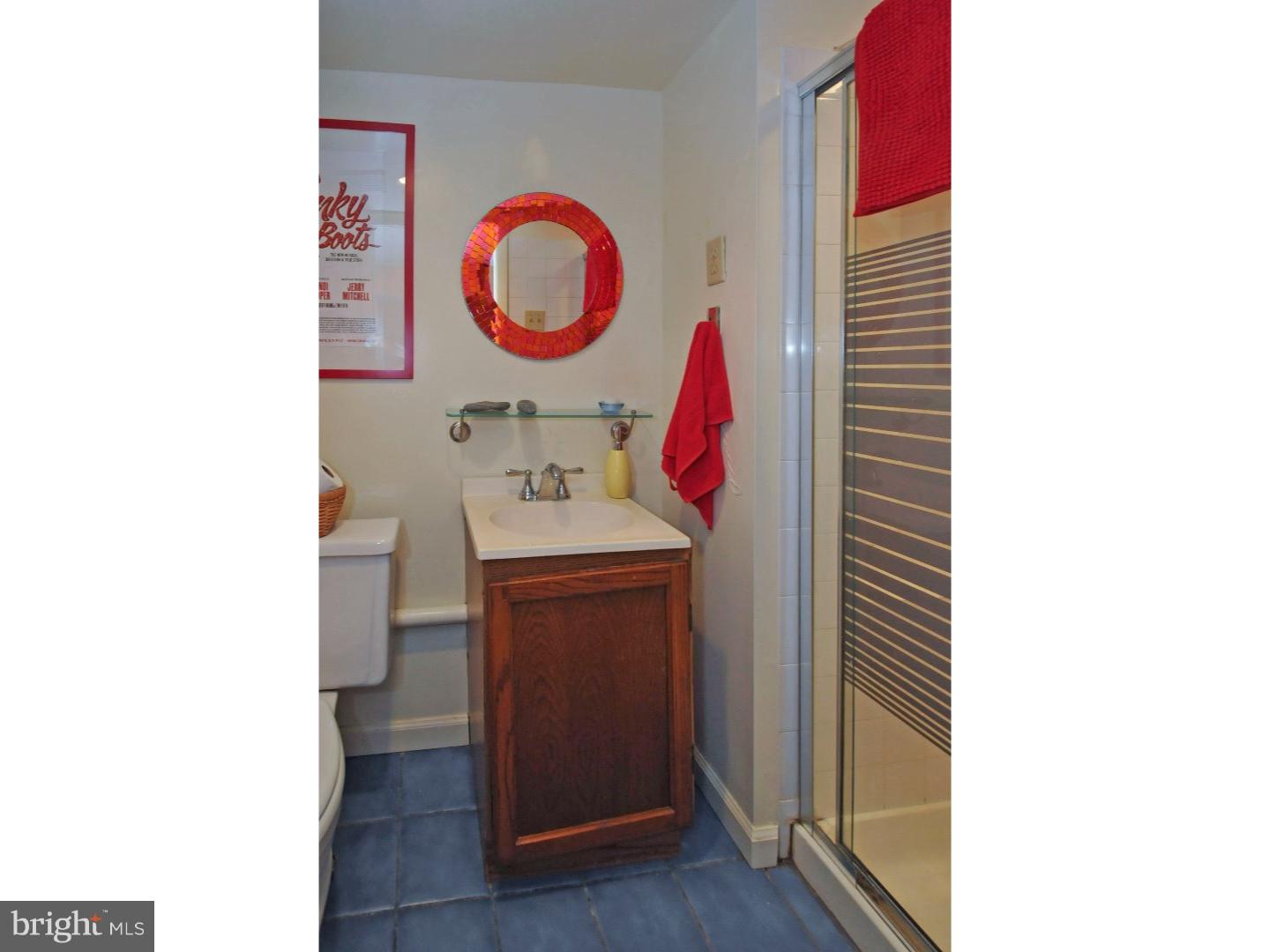 404 Boyer Road Cheltenham, PA 19012 - Photo 22 of 25 Bathroom