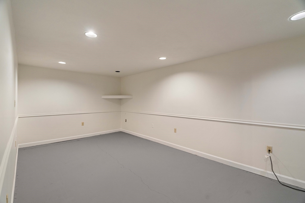 7-9 Ridge Street Winchester, MA 01890 - Photo 23 of 39