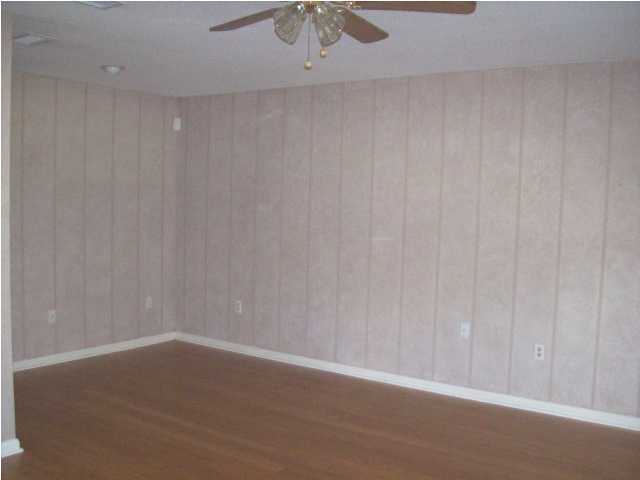 222 Deluna Road Southwest Fort Walton Beach, FL 32548 - Photo 3 of 25 Gallery Image 3