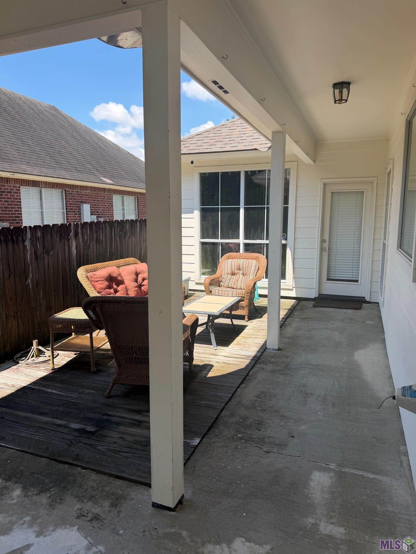 5257 Eastbay Drive Baton Rouge, LA 70820 - Photo 8 of 10